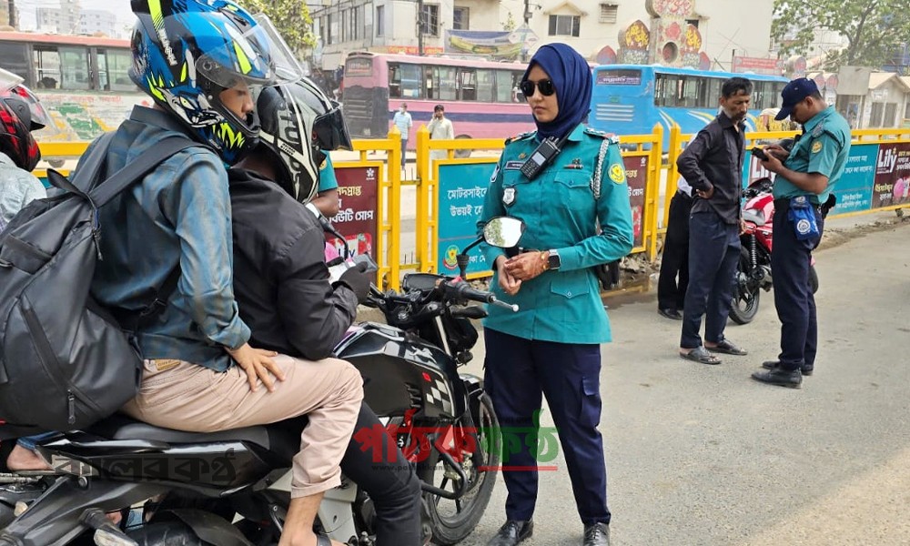 ট্রাফিক আইন ভাঙলে অটো নোটিশ, হাজিরা না দিলে গ্রেপ্তারি পরোয়ানা