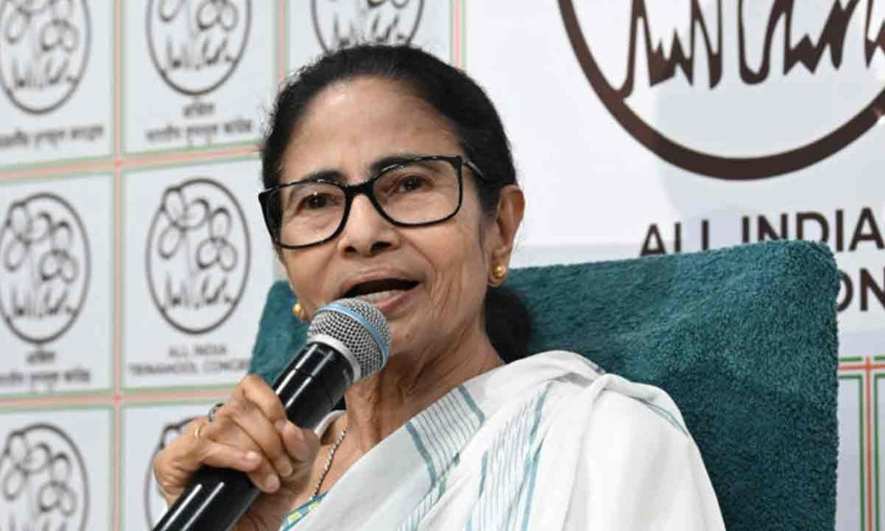 হারিনি, পদত্যাগ করব না : মমতা