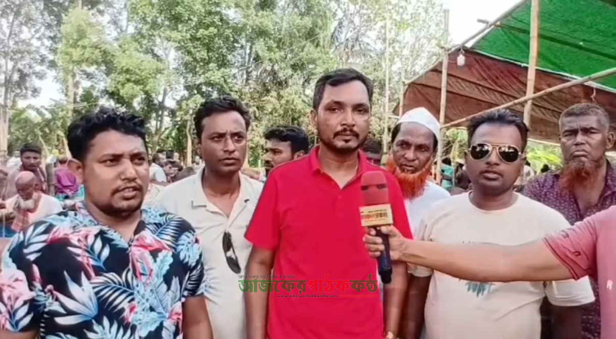 পবিত্র ঈদুল আযহা উপলক্ষে তালমার মোড়ে জমে উঠেছে গরু-ছাগলের হাট